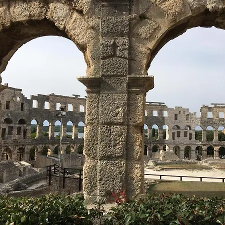 Luxury Old Town Apartamento Pula