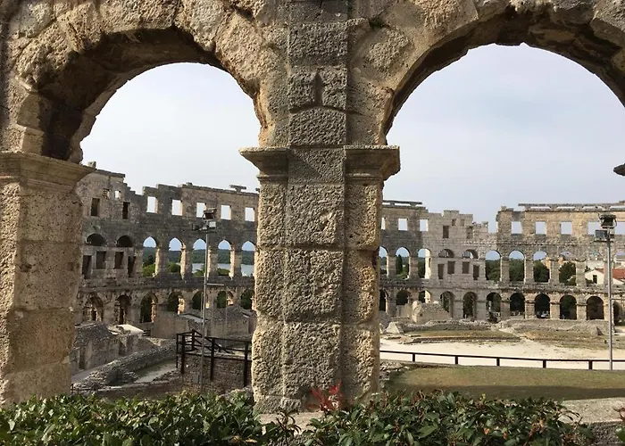 Luxury Old Town Apartment Pula